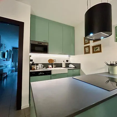 Kibilu - Iulm - Ospedale San Paolo - Navigli * Μιλάνο